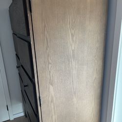 Armoire/closet
