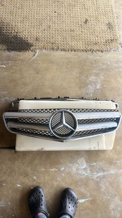 Mercedes c class grill 2012-2014