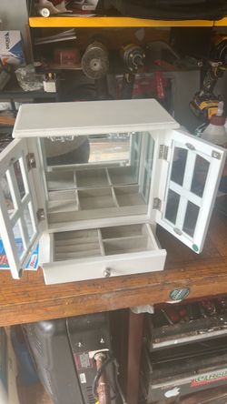 Jewelry box 12x 10