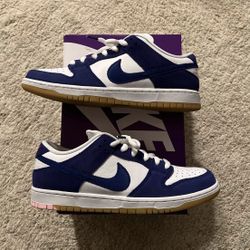 Nike SB Dunk Low Los Angeles Dodgers for Sale in Los Angeles, CA - OfferUp