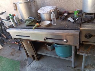 Flatbed stove for restaurants plancha
