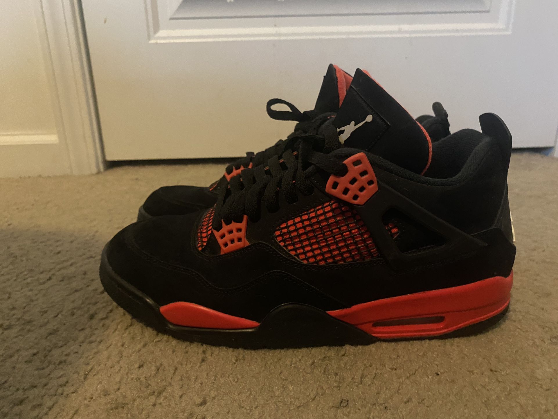 Jordans(Red Thunder 4s)