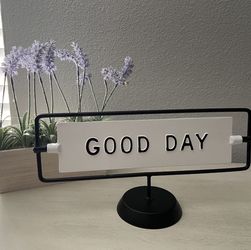 Farmhouse Sign Stand