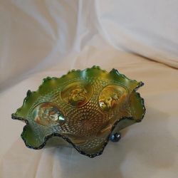 Fenton Green Carnal Glas Bowl W/ Horse Head Pendent