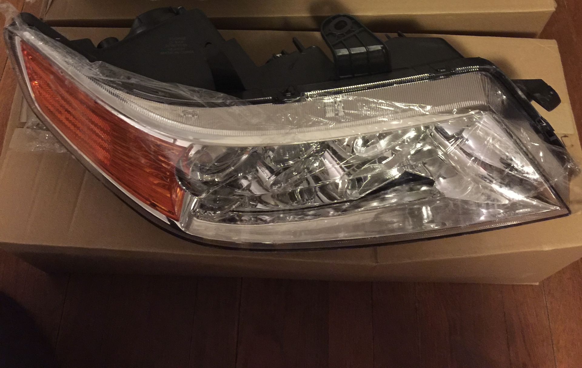 Acura TSX 2003- 2007 OEM Style Headlight (Right Passenger Side)