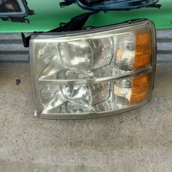 2007-2013 Chevy Silverado Headlight Lf Oem