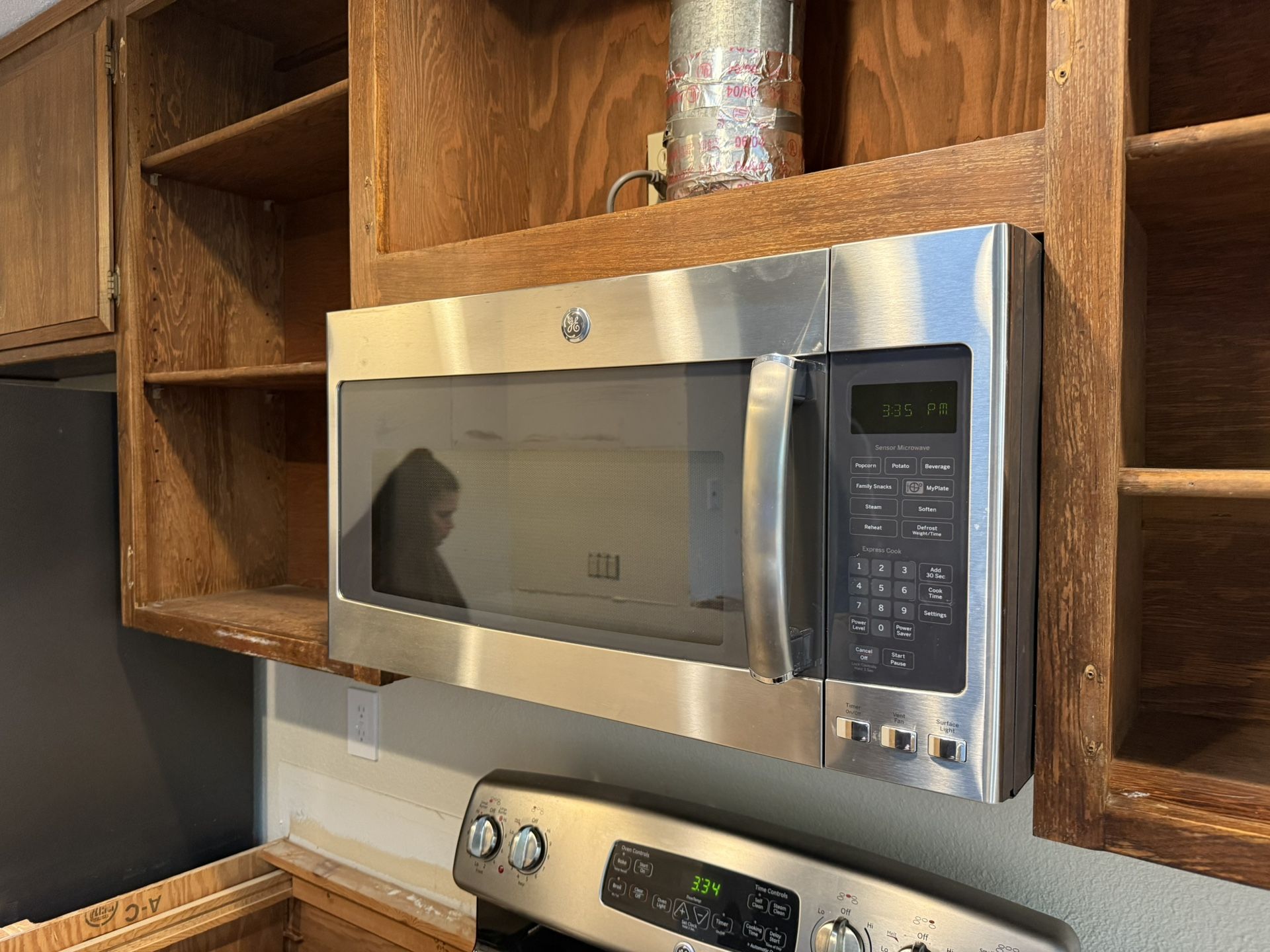 GE Microwave/hood