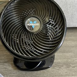 Vornado Air Accelerator  Fan Black/Silver