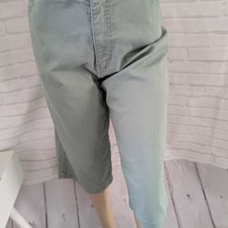 D. Jeans Capris Size 12