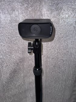 Elgato Facecam 1080p60 Streaming Webcam + Adjustable Stand