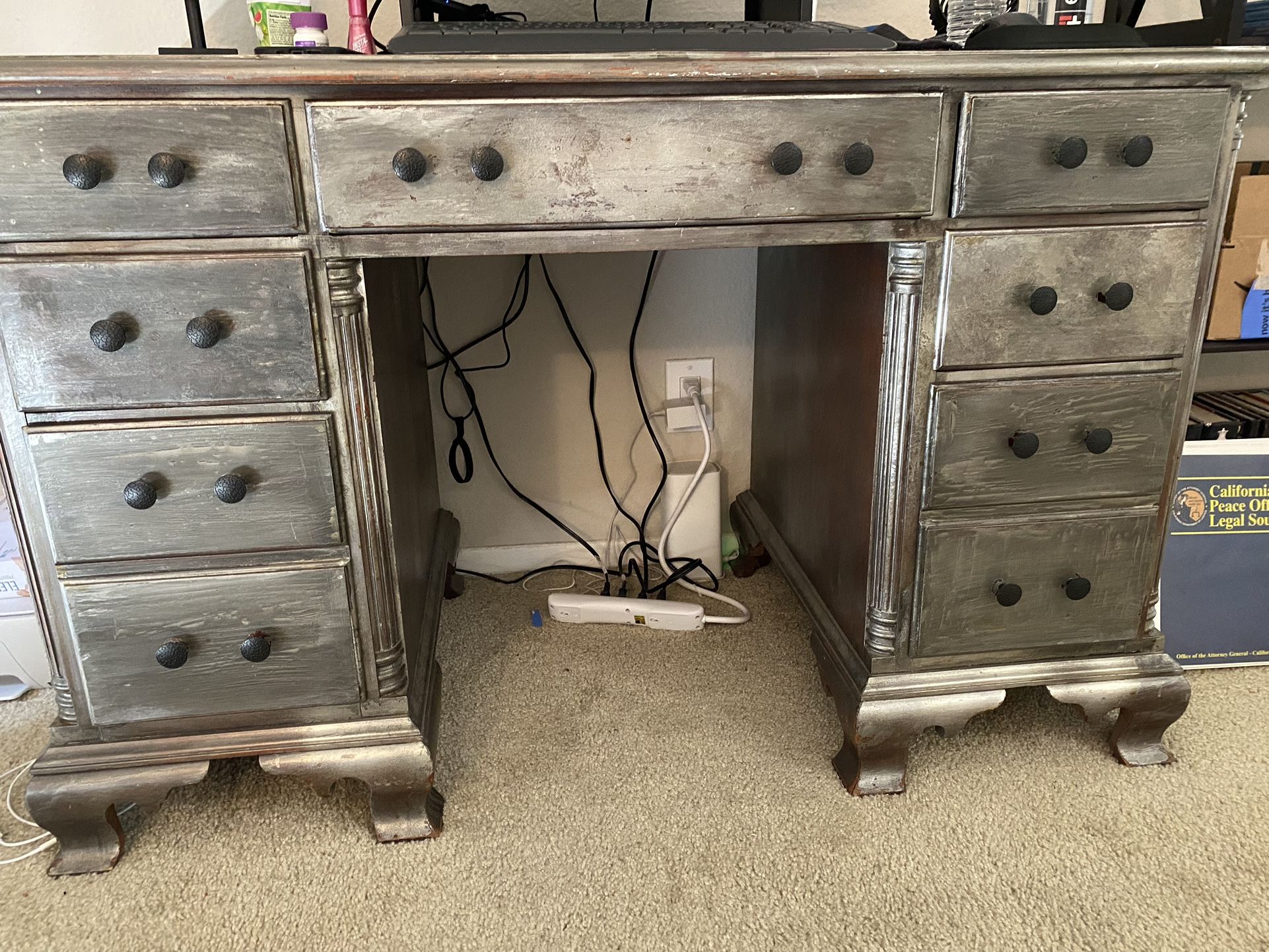 Vintage King Kneehole Desk (Solid Maple)