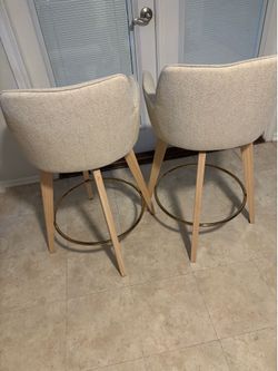 2 Beige Linen and 2 bar stools