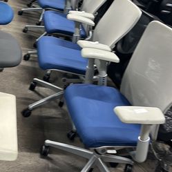 Haworth Zody Black & Silver Office Chairs Commercial Grade Lumbar Support Fully Adjustable 