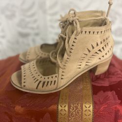 Women Diba Cutout Sandal