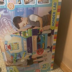 Little Tikes Stem Jr. Laboratory (NEVER BEEN USED) Or Opened