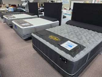 😎 Queen Mattress - Brand New 😎