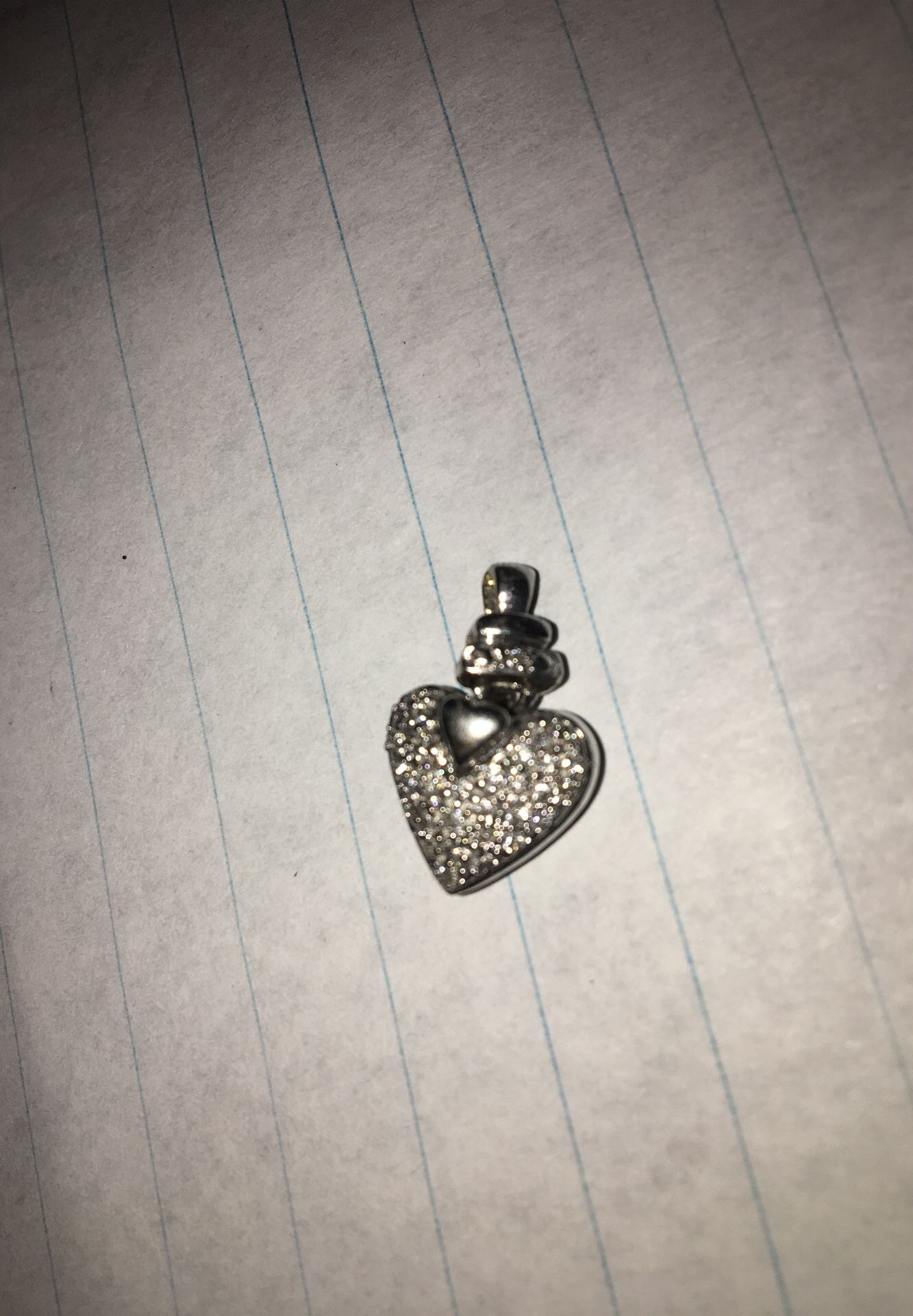 14k w/gold pave diamond heart pendent