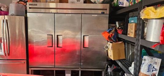 Used True TS-72F-HC 78" Three Section Reach In Freezer, 115V