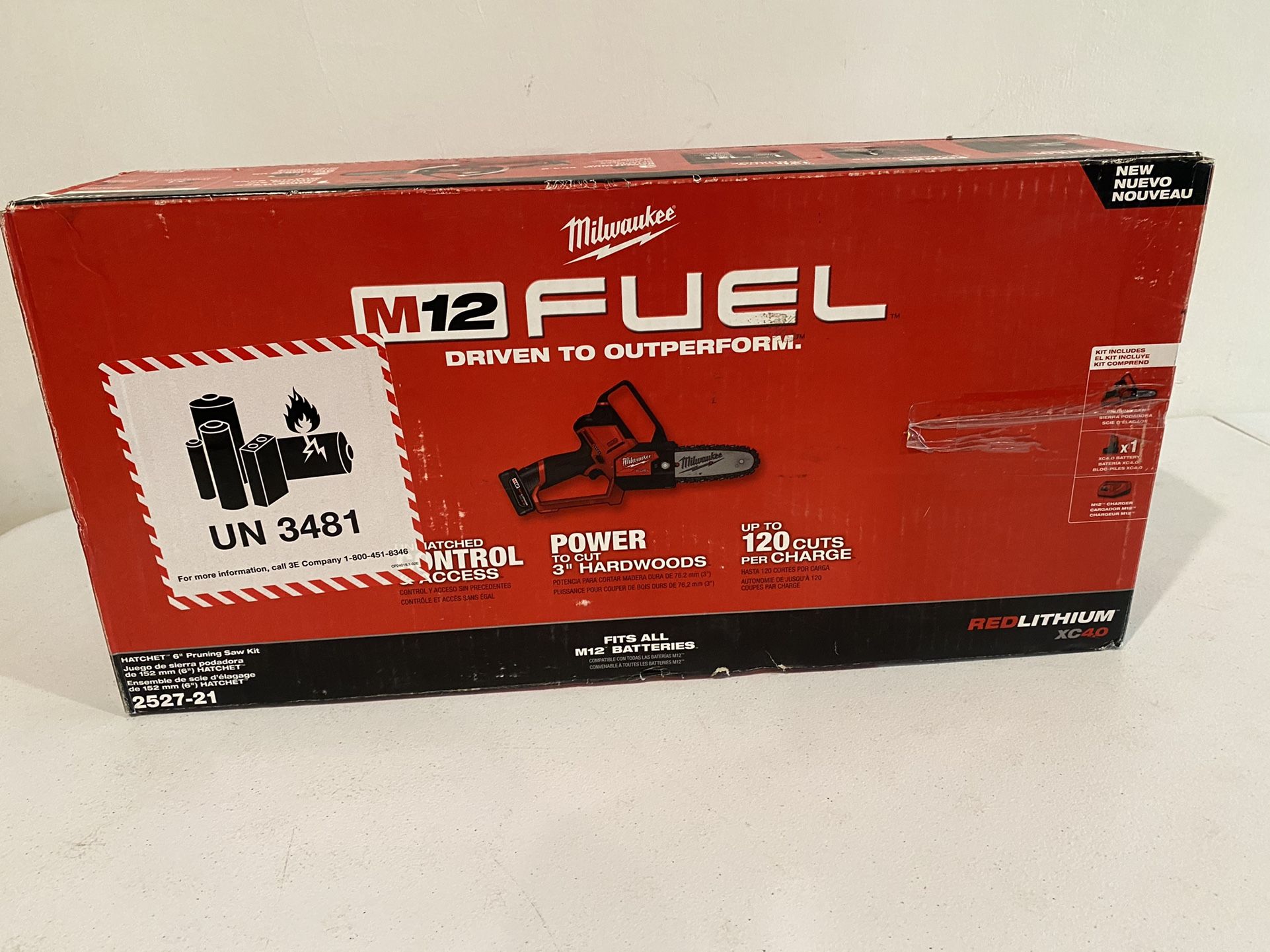 Milwaukee M12 FUEL 12-Volt Lithium-Ion Brushless Cordless 6 in. HATCHET Pruning Saw Kit with 4.0 Ah Battery and Charger