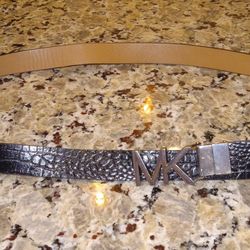 Michael Kors Belt  (L/xl)
