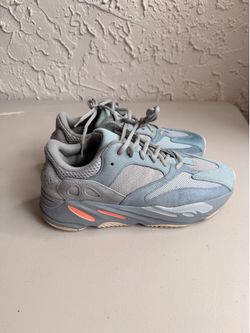 Adidas Yeezy Boost 700 “Mauve” – Size 9