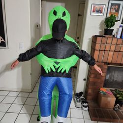 Brand New Child Alien Abduction Suit