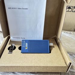 AXIS  M7011 Video Encoder