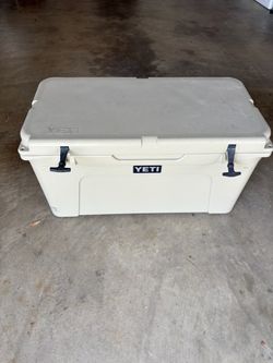 Yeti 75 ice chest