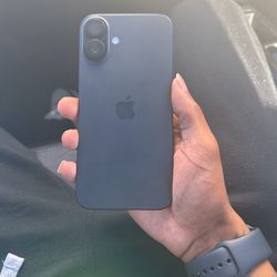 iPhone 16 Plus