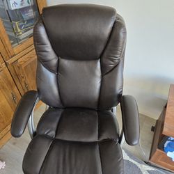 Black Leather Office Chair