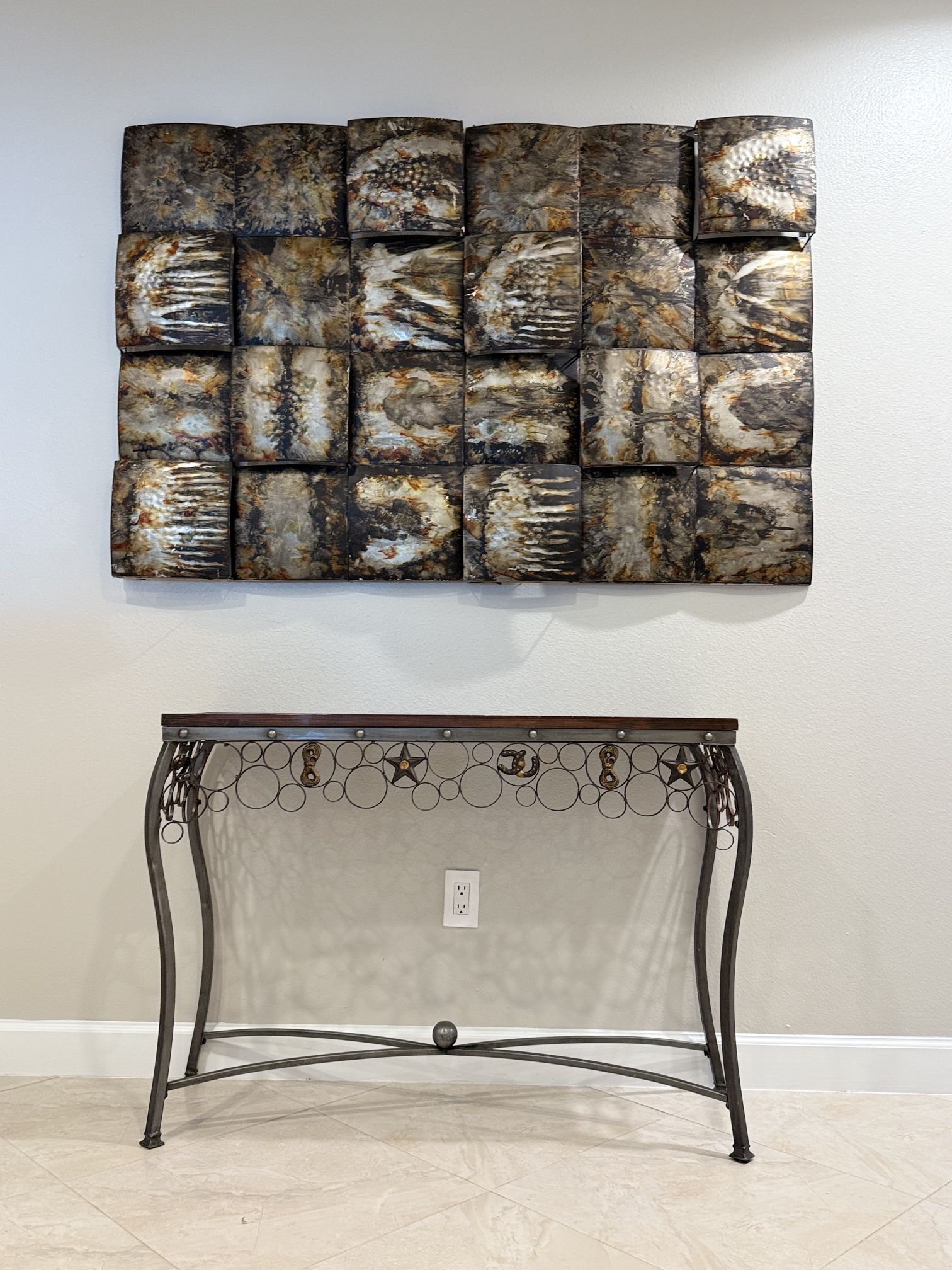 Entry Table / Accent Table