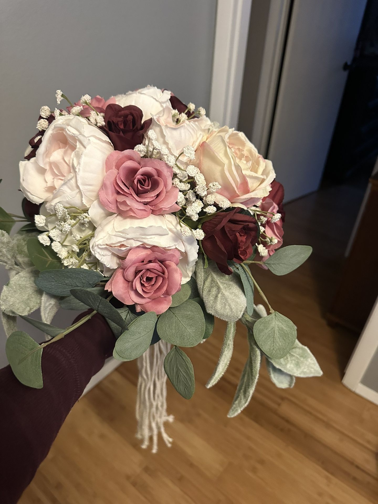 Bride bouquet & one bridesmaid bouquet