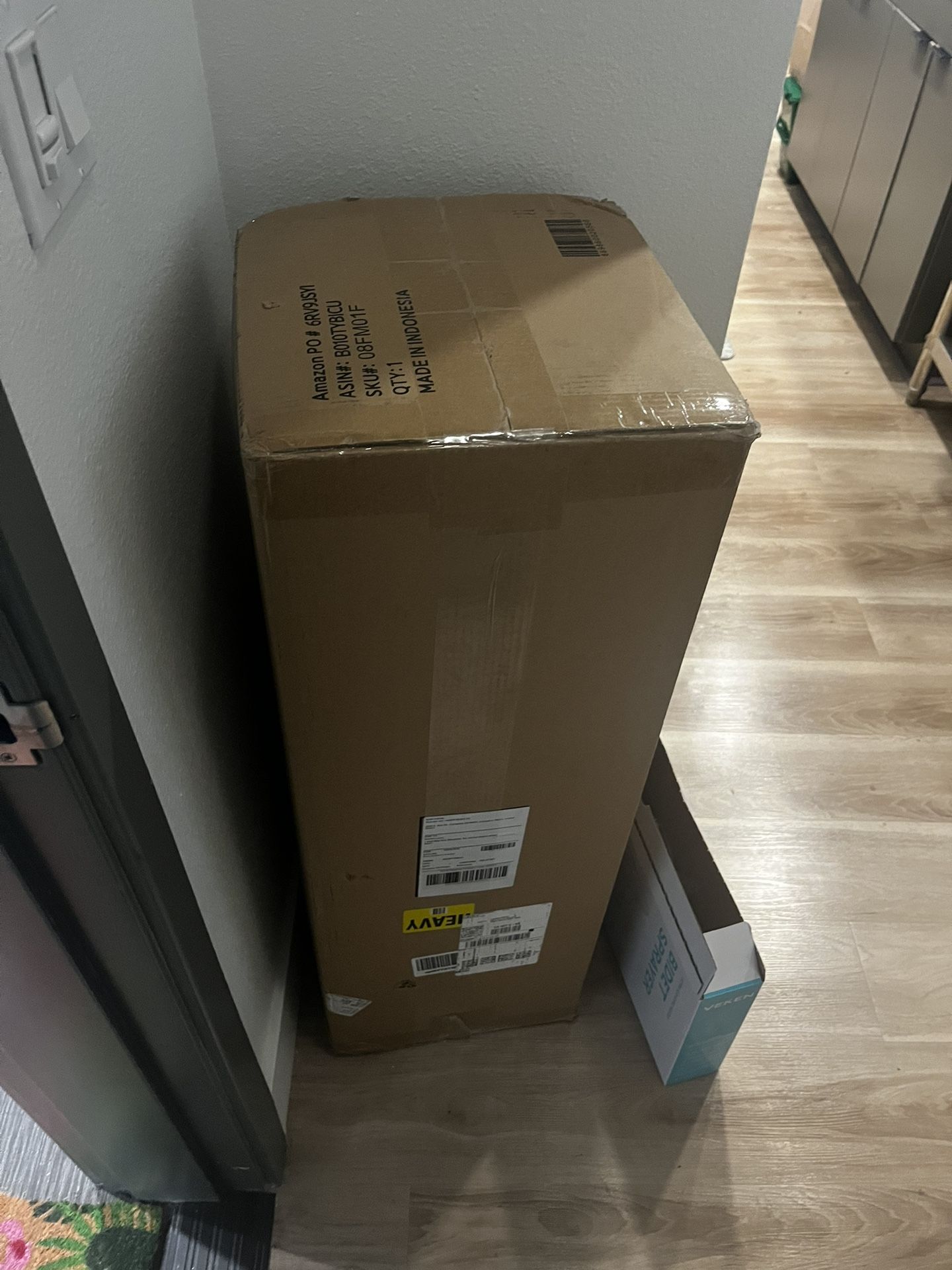 Full Size Mattress Delivered By Amazon Not Needed Anymore