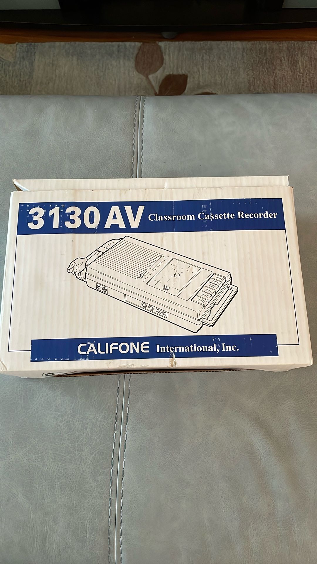 CALIFONE CLASSROOM CASSETTE RECORDER MODEL 3130AV NEW PORTABLE