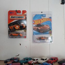 Hotwheels Super Treasur Hunt And 2 Super Chases 