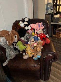 INDOOR MOVING SALE TODAY 11AM TO 7 PM