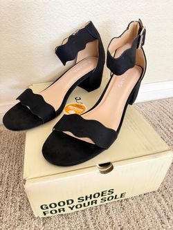 9 W J. Adams / Black Ankle Strap Sandal
