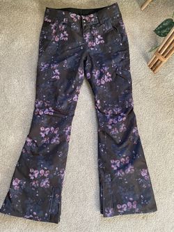 XS Volcom Snow Pants