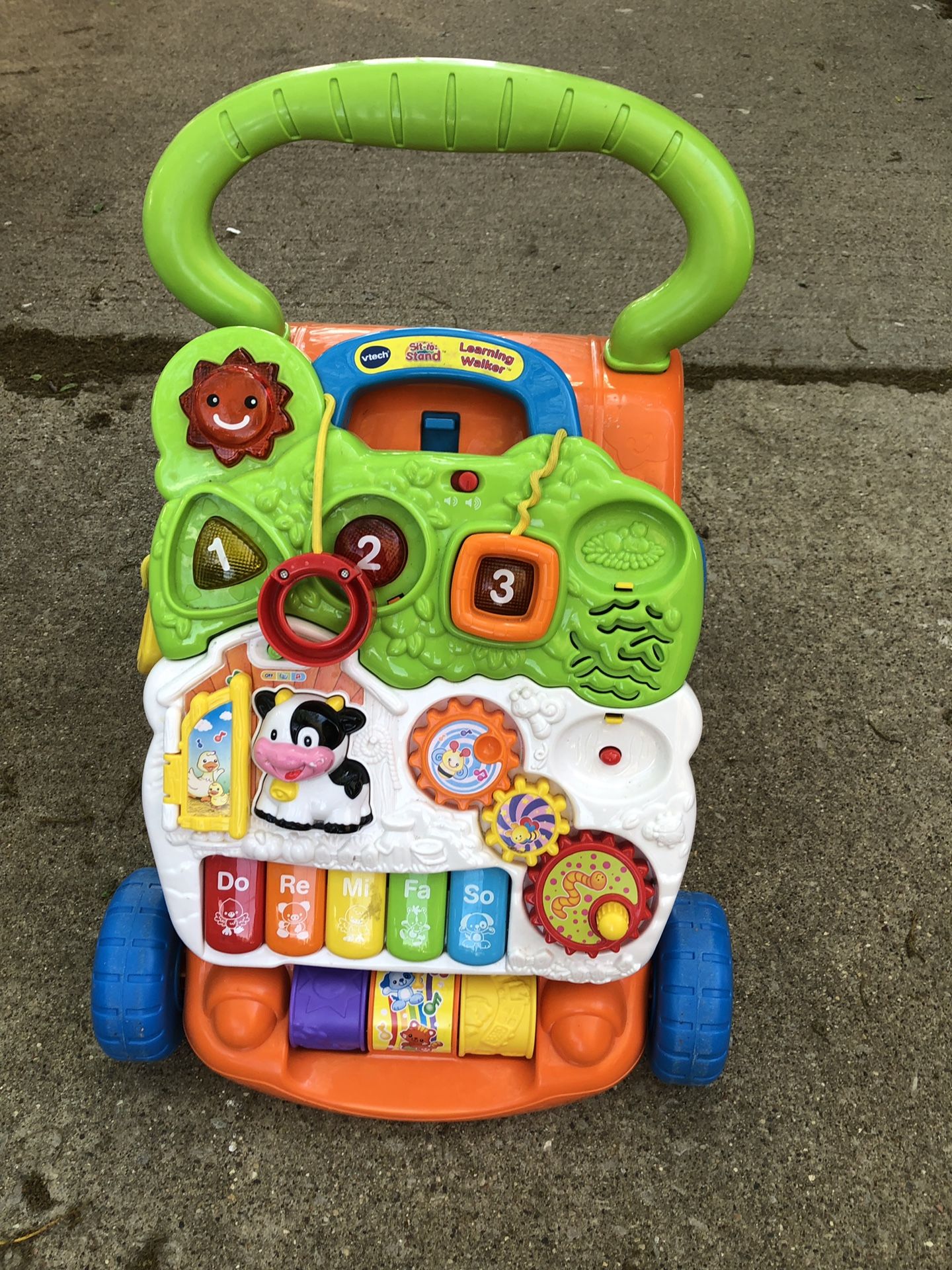 Baby walker toy