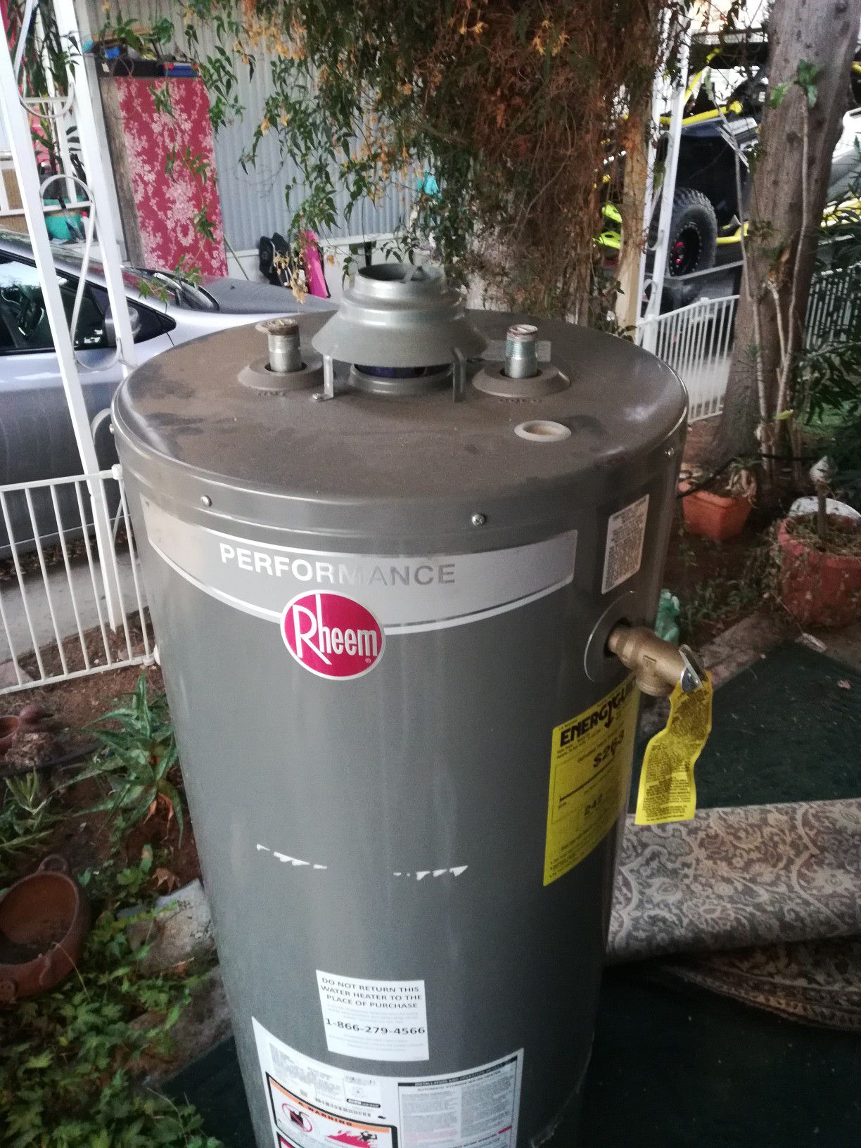 Rheem Water Heater, 40 Gal., Gas