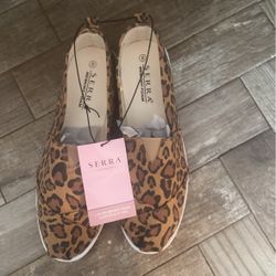 Ladies Canvas Sup On Shoes 