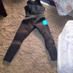 Full Suit Diver Suit Missing The Long Sleeve Jacket $60 And It's In Brand New Condition