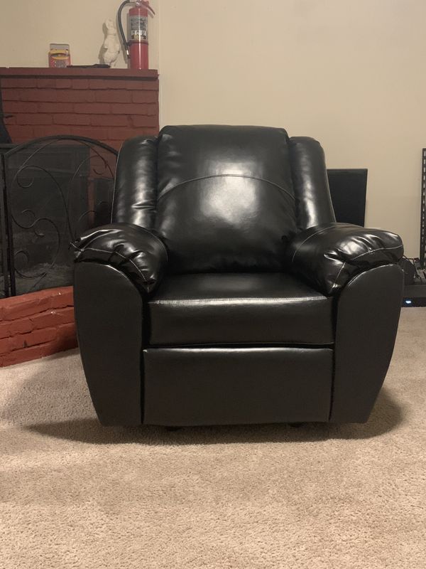 Brand new lazy boy for Sale in Clementon, NJ OfferUp
