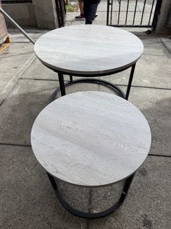Round Nesting Side Tables Set of 2