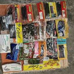 Bass Fishing - Assorted Plastics-21 Packages