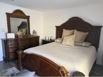 Solid wood King bed set