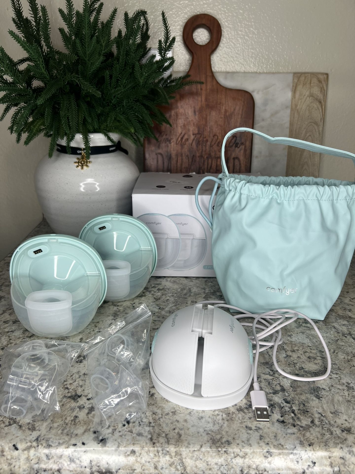 comfyer Breast Pump (new 