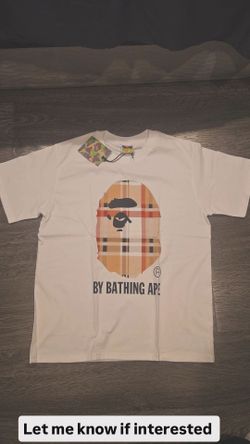 A BATHING BAPE SHIRT SIZE LARGE