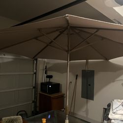 Outdoor Glass Patio Table With Umbrella