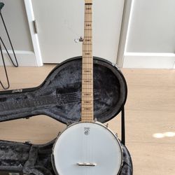 Deering Goodtime Acoustic-Electric 5 String Banjo